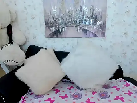 milf bigass  online show from 04/01/26, 01:52