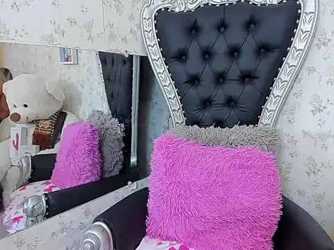 milf bigass  online show from 12/15/25, 01:06