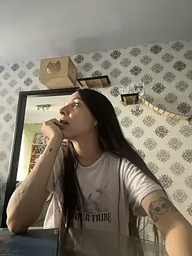 samilux5 online show from 11/26/25, 04:29