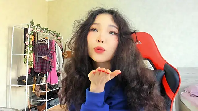 wastforu online show from 11/11/25, 08:42