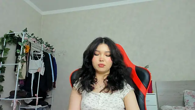 Snapshot of wastforu chatting on 02/19/25, 04:22 wastforu online show from 02/19/25, 04:22