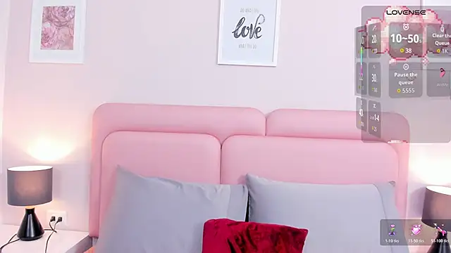 little dolly1 online show from 12/05/25, 12:04