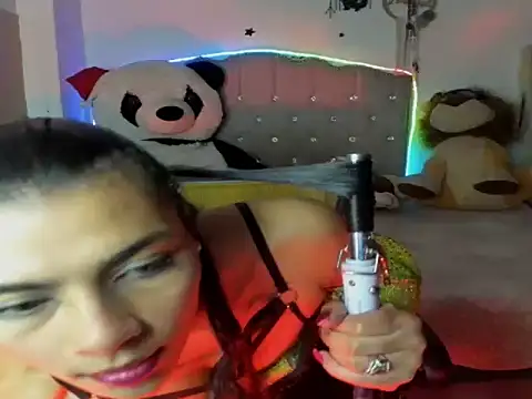 Lilithsabeth online show from 12/20/25, 12:13