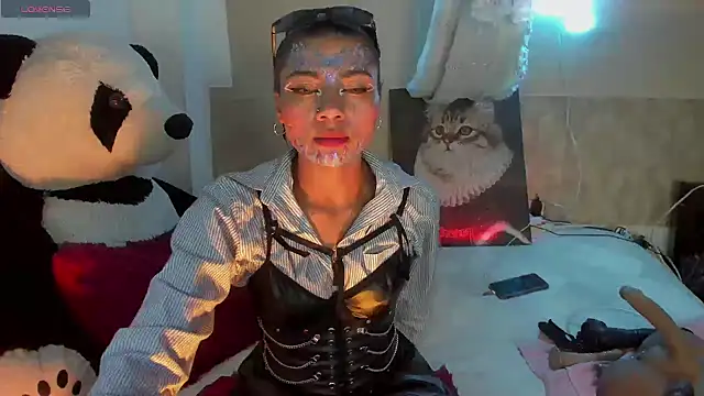 Lilithsabeth online show from 10/31/25, 04:25