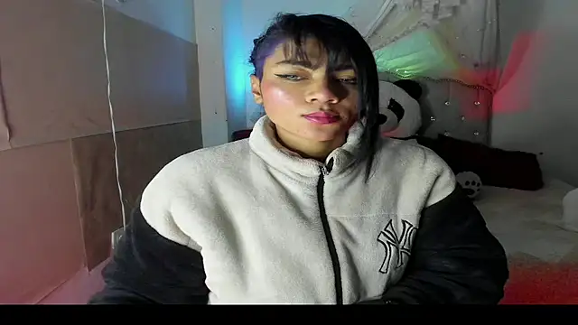 Lilithsabeth online show from 11/30/25, 12:00