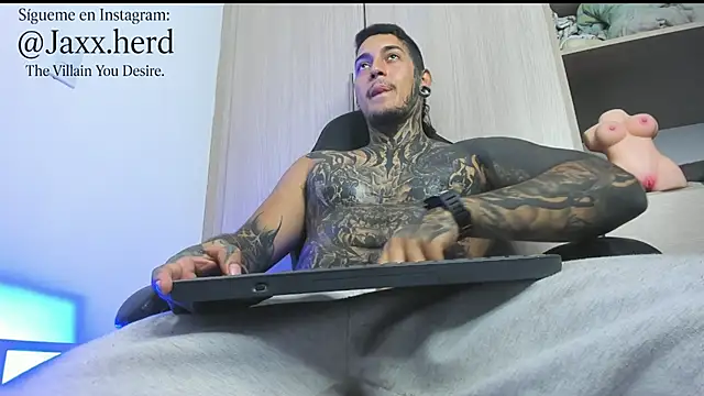 JAXXXONHERD online show from 12/15/25, 08:25