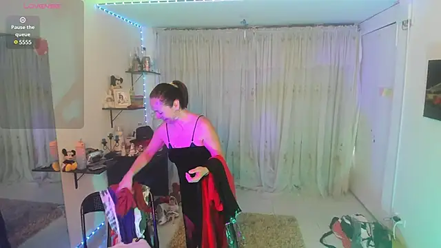 lollita 23  online show from 02/14/25, 07:44