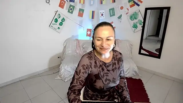 lollita 23  online show from 07/18/26, 07:55