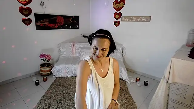 lollita 23  online show from 04/23/26, 08:10