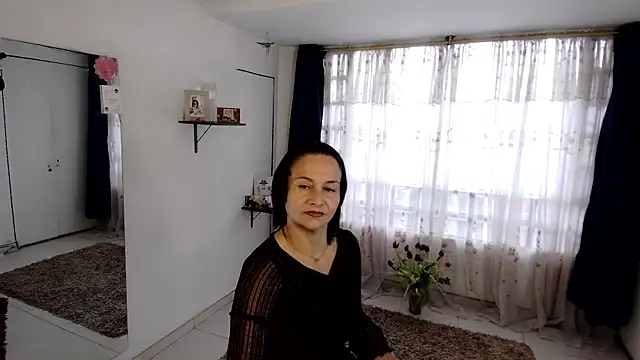 lollita 23  online show from 05/15/26, 07:23