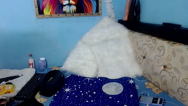 CamelliaLong online show from 11/17/25, 08:35