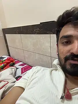 hornyguy271192 online show from 02/05/26, 06:04