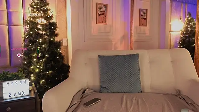 Victoria-Harper online show from 12/21/25, 09:55