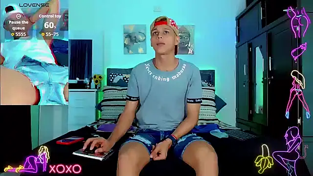 Liamscott  online show from 10/05/25, 09:05