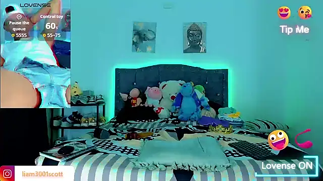 Liamscott  online show from 12/01/25, 05:58