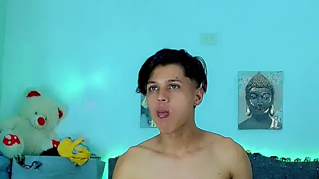 Snapshot of Liamscott_ chatting on 02/13/26, 10:21 Liamscott online show from 02/13/26, 10:21