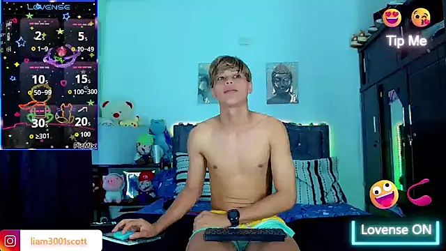 Liamscott  online show from 11/16/25, 07:18