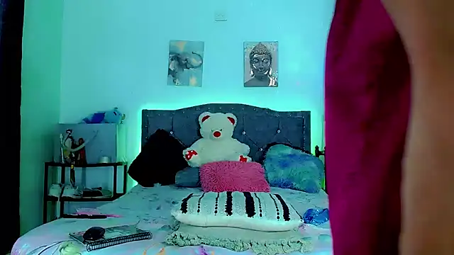 Snapshot of Liamscott_ chatting on 12/21/25, 06:20 Liamscott online show from 12/21/25, 06:20