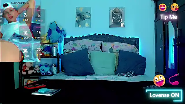 Liamscott  online show from 11/08/25, 07:17