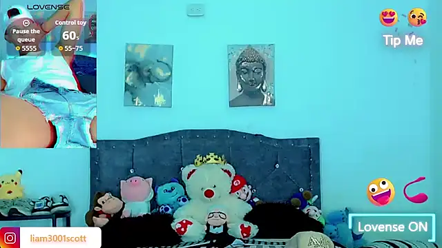 Liamscott  online show from 11/28/25, 07:03