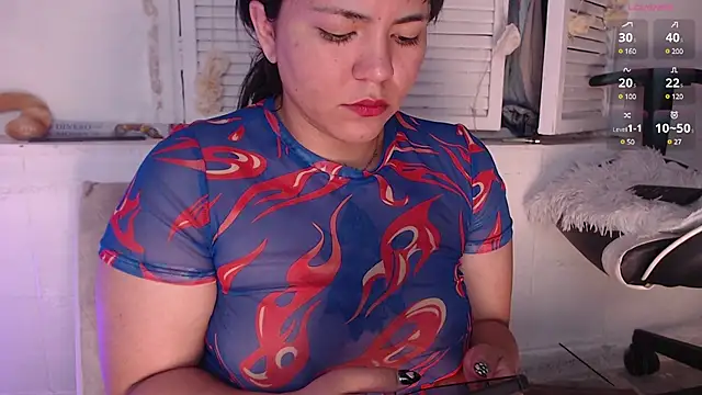 Snapshot of JulianaCastillo chatting on 02/02/25, 08:13 JulianaCastillo online show from 02/02/25, 08:13
