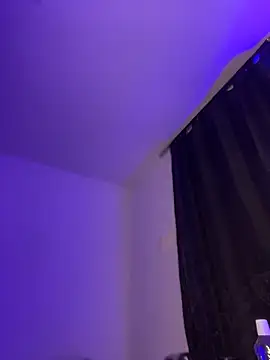 JulianaCastillo online show from 04/15/26, 09:37