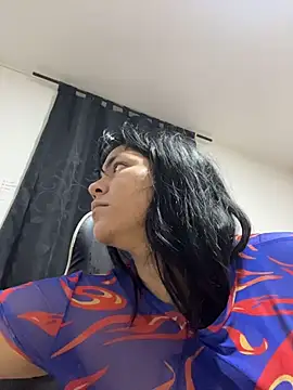 JulianaCastillo online show from 02/11/26, 09:31