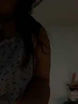 JulianaCastillo online show from 11/09/25, 09:13