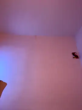 JulianaCastillo online show from 11/30/25, 09:32