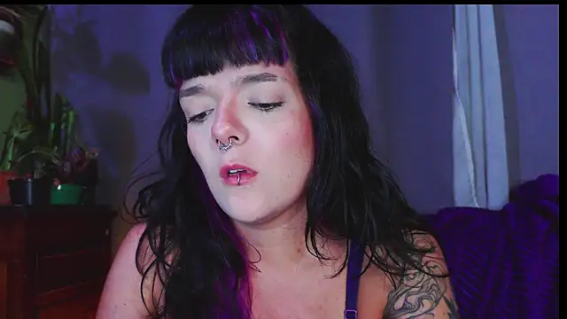 purple em69 online show from 05/08/26, 06:17