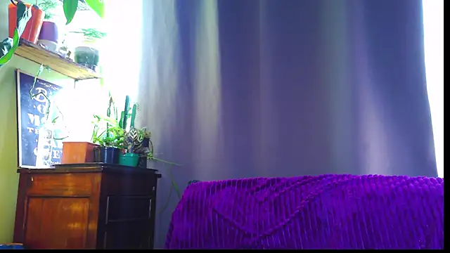purple em69 online show from 05/28/26, 04:46