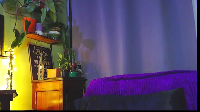 purple em69 online show from 05/28/26, 03:58