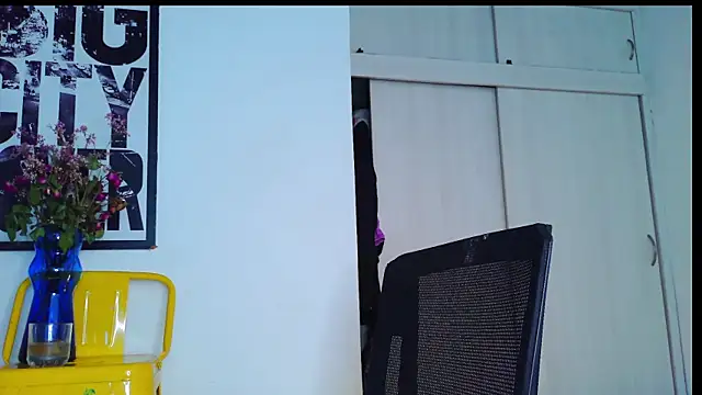 purple em69 online show from 04/12/26, 06:55