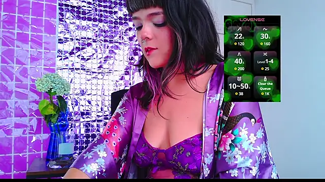 purple em69 online show from 03/12/25, 05:49