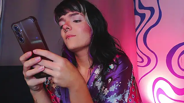 purple em69 online show from 10/01/25, 03:22