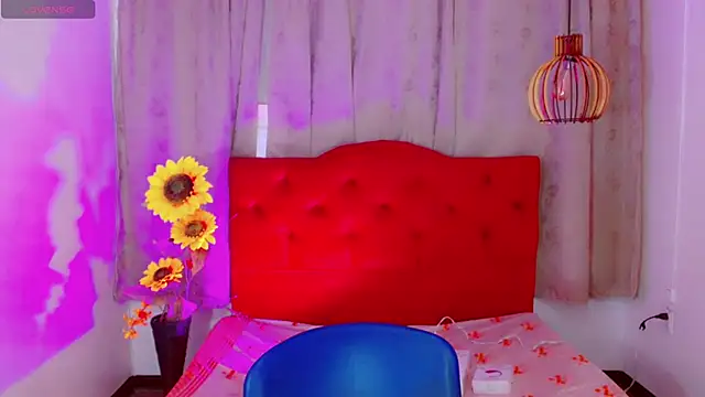 Snapshot of Jessica_smith_1 chatting on 11/05/25, 11:13 Jessica smith 1 online show from 11/05/25, 11:13