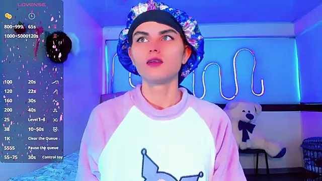 Snapshot of Jessica_smith_1 chatting on 11/22/25, 11:09 Jessica smith 1 online show from 11/22/25, 11:09