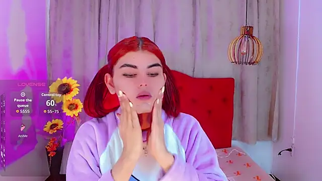 Snapshot of Jessica_smith_1 chatting on 11/28/25, 11:21 Jessica smith 1 online show from 11/28/25, 11:21