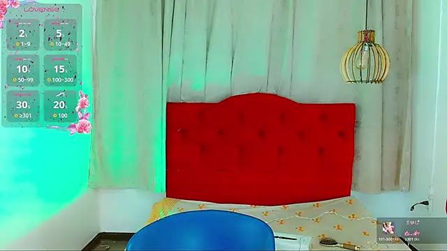 Snapshot of Jessica_smith_1 chatting on 10/23/25, 11:20 Jessica smith 1 online show from 10/23/25, 11:20