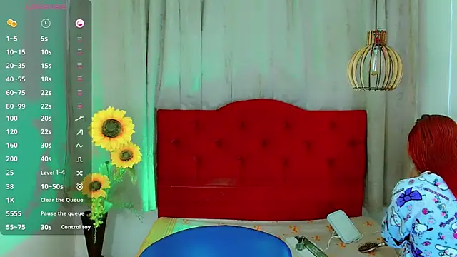 Snapshot of Jessica_smith_1 chatting on 12/15/25, 11:27 Jessica smith 1 online show from 12/15/25, 11:27