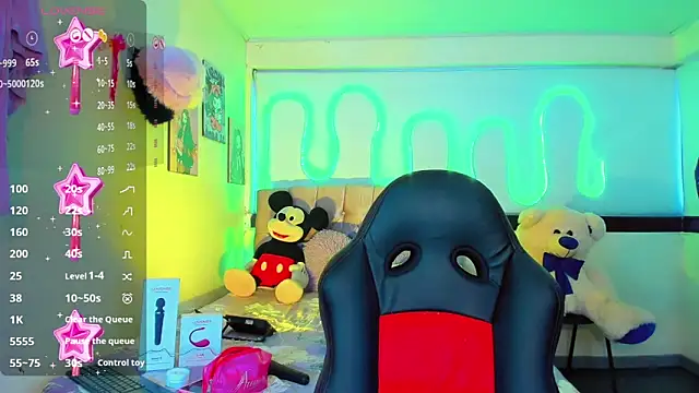 Snapshot of Jessica_smith_1 chatting on 12/18/25, 11:25 Jessica smith 1 online show from 12/18/25, 11:25