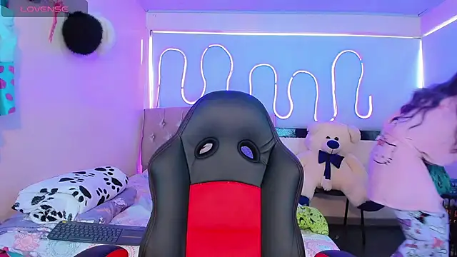 Snapshot of Jessica_smith_1 chatting on 10/06/25, 07:14 Jessica smith 1 online show from 10/06/25, 07:14