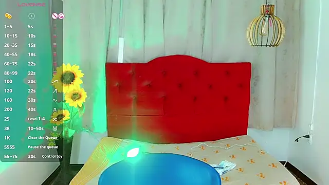 Snapshot of Jessica_smith_1 chatting on 11/06/25, 11:14 Jessica smith 1 online show from 11/06/25, 11:14