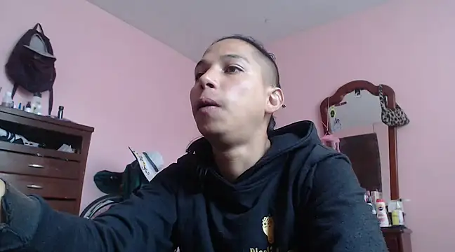 CoreAlejito online show from 12/17/24, 01:05