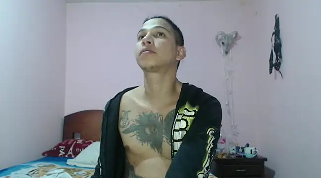 CoreAlejito online show from 02/21/25, 04:29
