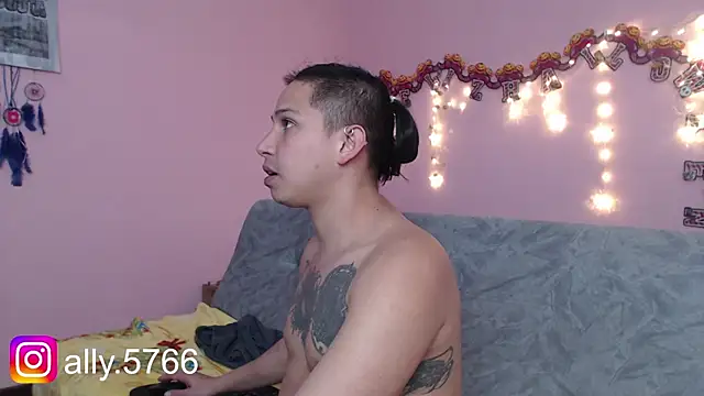 CoreAlejito online show from 11/13/25, 08:24