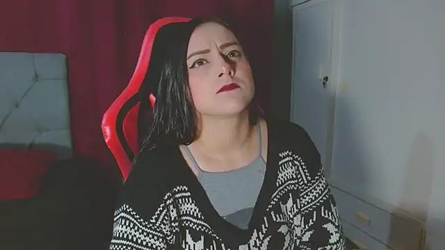 Noamartin  online show from 12/21/25, 11:05