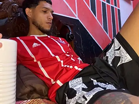 tanned boy online show from 04/03/26, 03:29