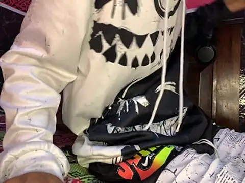 tanned boy online show from 03/22/26, 10:39