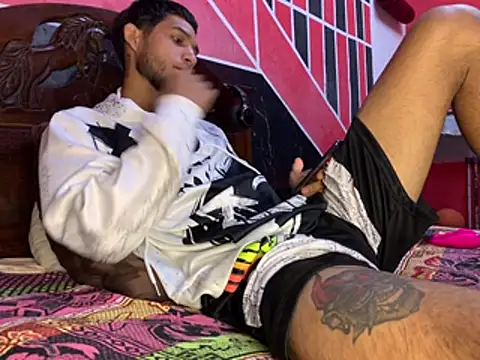 tanned boy online show from 03/28/26, 03:57